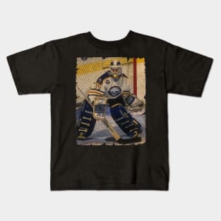 Tom Draper, 1991 in Buffalo Sabres (3.37 GAA) Kids T-Shirt